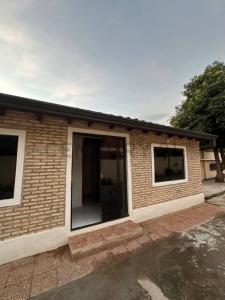 Fernando De La Mora, 中央 00001, 巴拉圭