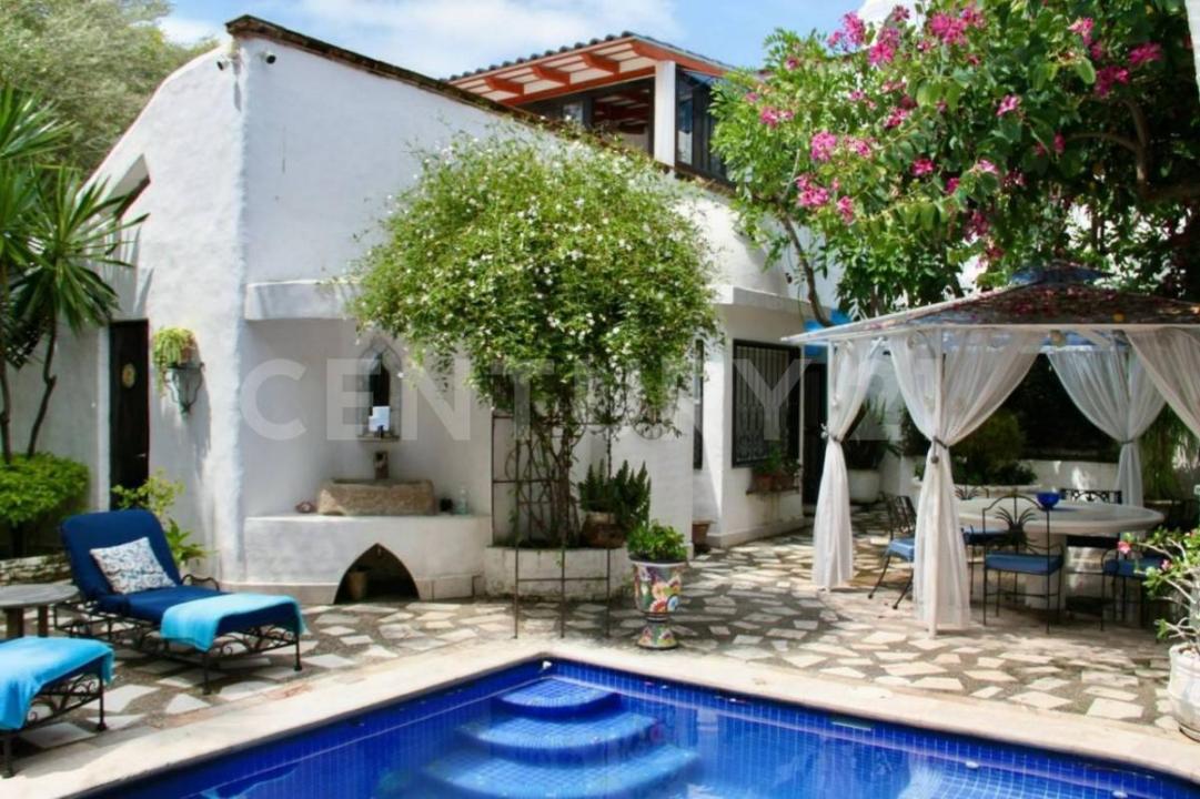 Santa Fe 25,, Chapala, Jalisco 45906, Mexico