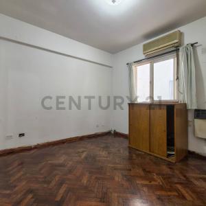 Saenz Peña 500, Monserrat, Capital Federal 00001, Argentina