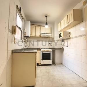 Saenz Peña 500, Monserrat, Capital Federal 00001, Argentina