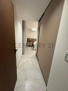 CONDADO VI , Equipetrol, Santa Cruz 00001, 玻利维亚