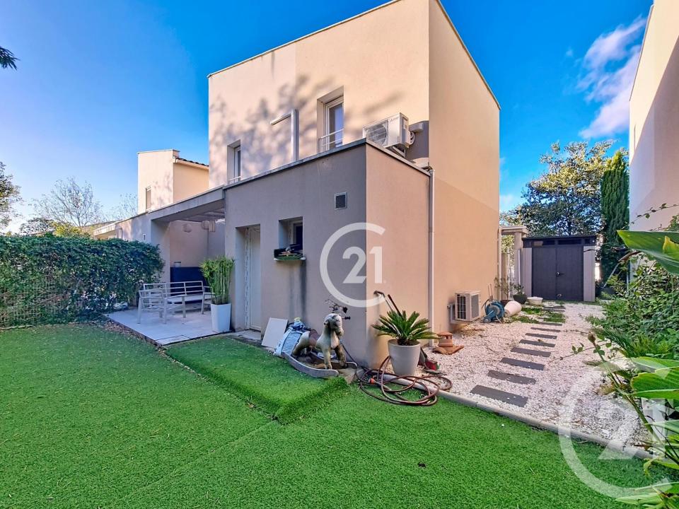 Arles, Provence-Alpes-Côte D'Azur 13104, França