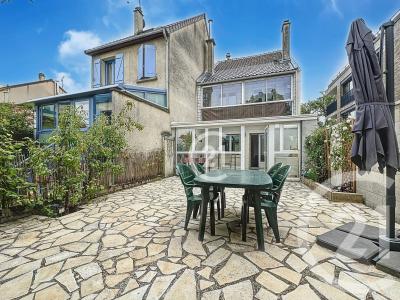 Montreuil, Île-de-France 93100, France