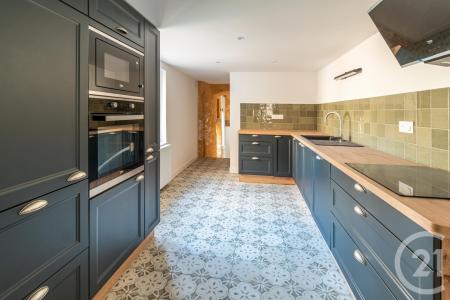 Laval, Pays De La Loire 53000, France