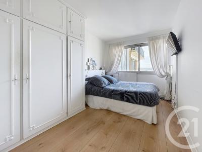 Puteaux, Isla De Francia 92800, Francia