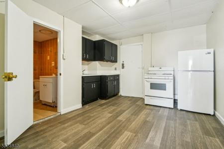 196 Beech St, Paterson City, 新泽西州 07501-3419, 美国