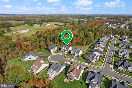4355 Gravely Meadow Court, Haymarket, Wirginia 20169, USA