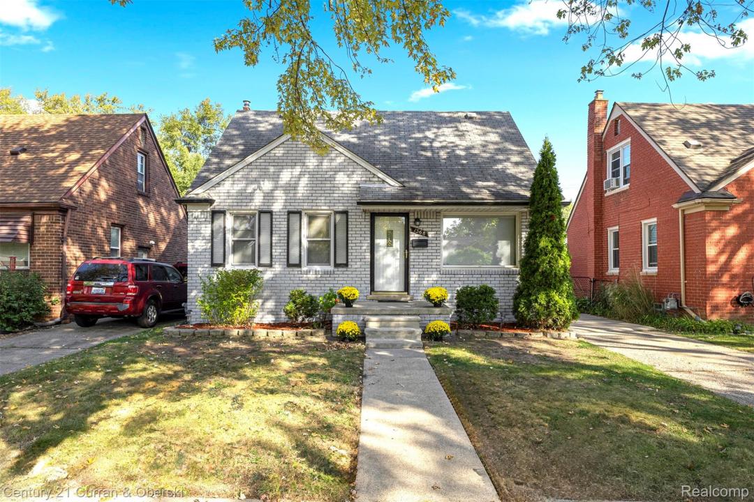 1568 Brest Avenue, Lincoln Park, Michigan 48146