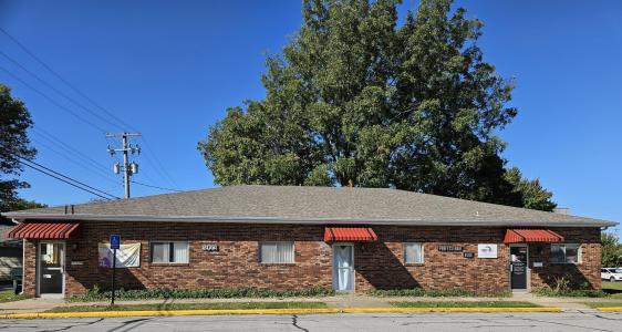 203 South Washington Avenue, Aurora, Missouri 65605, Amerika Birleşik Devletleri