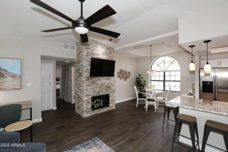 8300 East Vía de Ventura, 2024, Scottsdale, 亚利桑纳州 85258, 美国