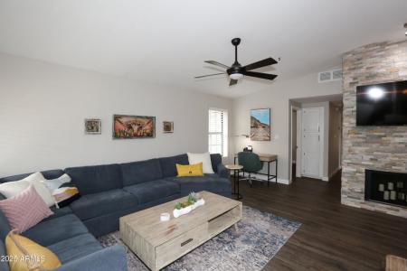 8300 East Vía de Ventura, 2024, Scottsdale, 亚利桑纳州 85258, 美国