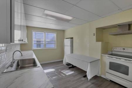 60 Dewey Avenue, Newark, Ohio 43055