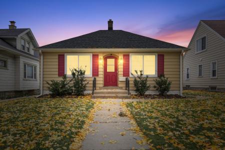 2350 S 62nd St, West Allis, Wisconsin 53219