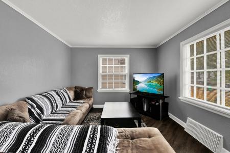 2350 S 62nd St, West Allis, Wisconsin 53219, HOA KỲ