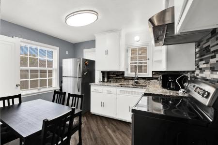 2350 S 62nd St, West Allis, Wisconsin 53219, HOA KỲ