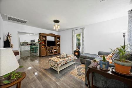 406 S Llano Street, Whitney, 得克萨斯州 76692, 美国