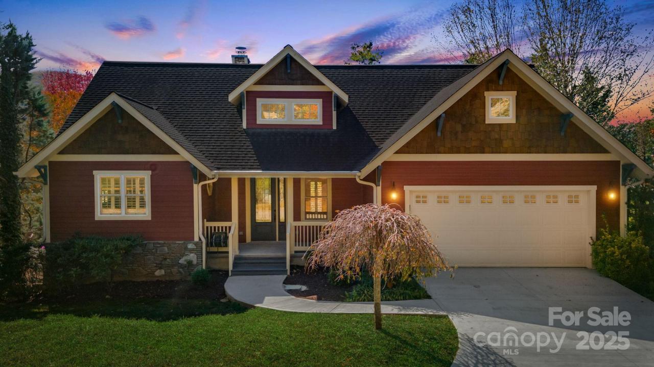 2 Oakhaven Terrace, Asheville, 北卡罗来纳州 28803, 美国