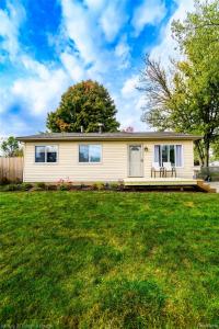 28552 Halecreek Street, Romulus, Michigan 48174
