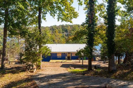 755 S Lakeshore Drive, Goreville, Illinois 62939, USA