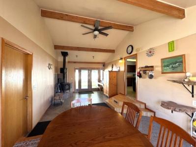 1609 Elm St., Tyndall, 사우스 다코타 57066, 미국