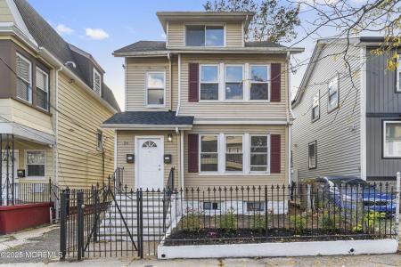 24-26 Irving Avenue, Newark, New Jersey 07112, HOA KỲ