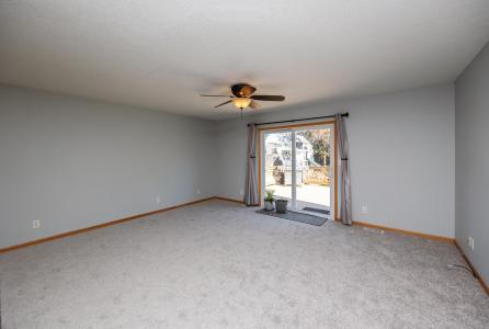 535 SE Cardinal Lane, Waukee, איווה 50263, ארצות הברית של אמריקה