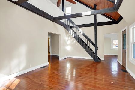 500 W Sycamore Street, Zionsville, אינדיאנה 46077, ארצות הברית של אמריקה