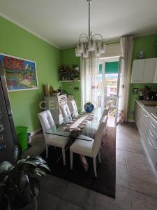 Stradone Santa Lucia, Verona, Veneto 37136, Italy