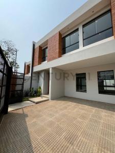 Pettirossi Cayetano Casa Suite, Luque, Central 00001, Paraguay