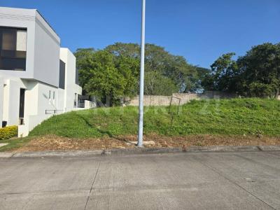 Altozano Bugambilas Lote 37,, Cuauhtemoc, Colima 28530, Mexico