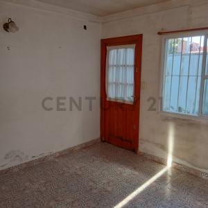 CALLE 153 1857, Berazategui, GBA Sur 1880, Argentina