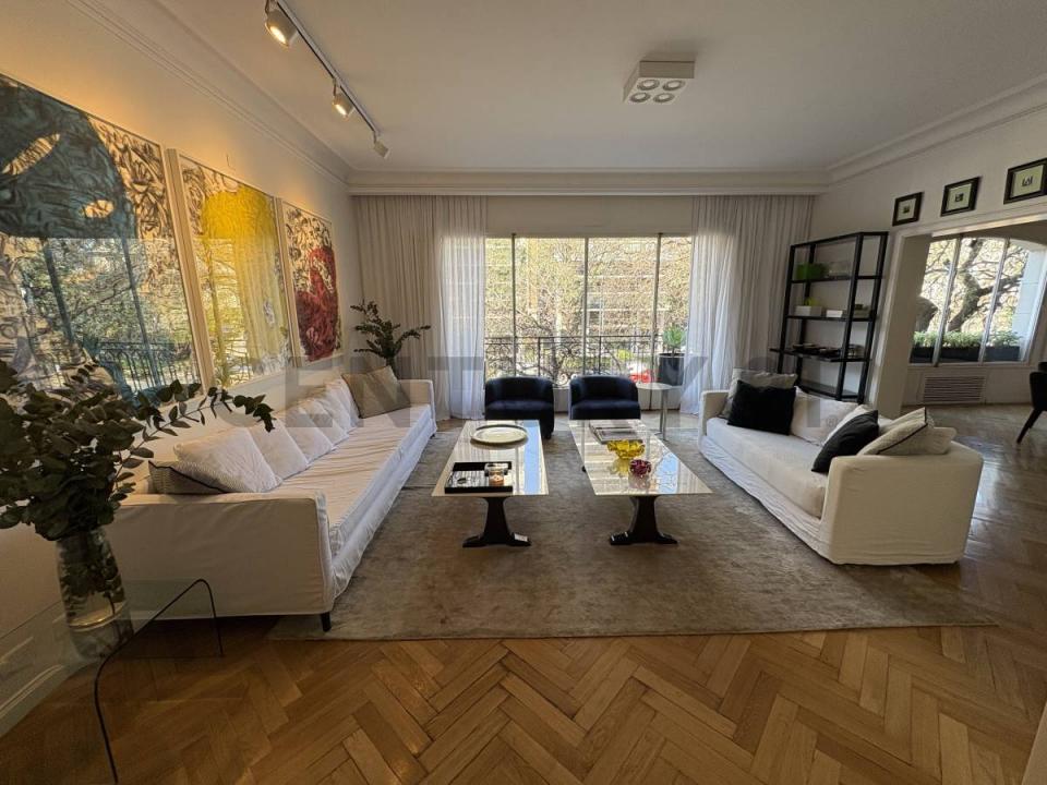 Av. del Libertador 2498, Palermo, Capital Federal C1425AAR, Argentina