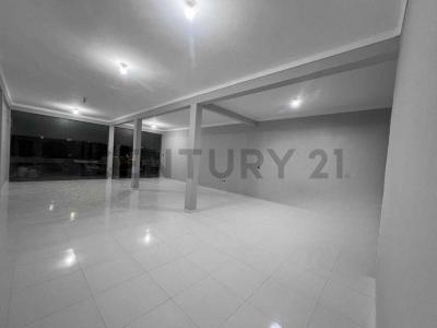 Este, Santa Cruz 00001, 玻利维亚