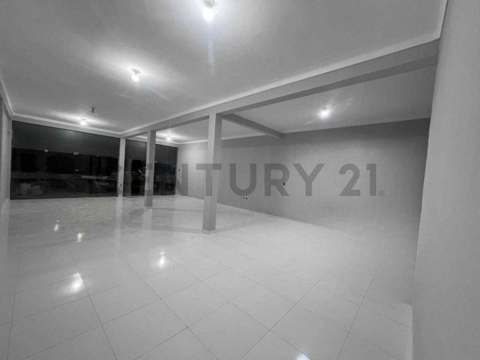 Este, Santa Cruz 00001, Bolivia