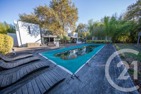 St Medard En Jalles, אקיטן 33160, צרפת 