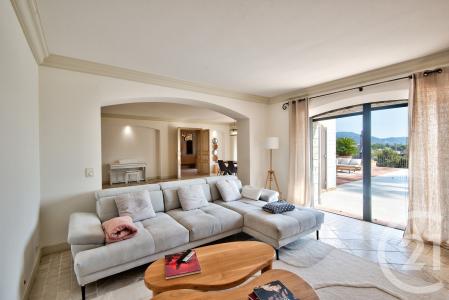 ניס, Provence-Alpes-Côte D'Azur 06100, צרפת 