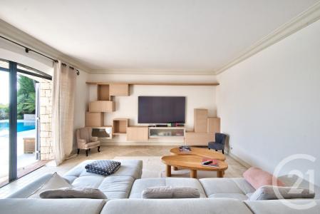 ניס, Provence-Alpes-Côte D'Azur 06100, צרפת 