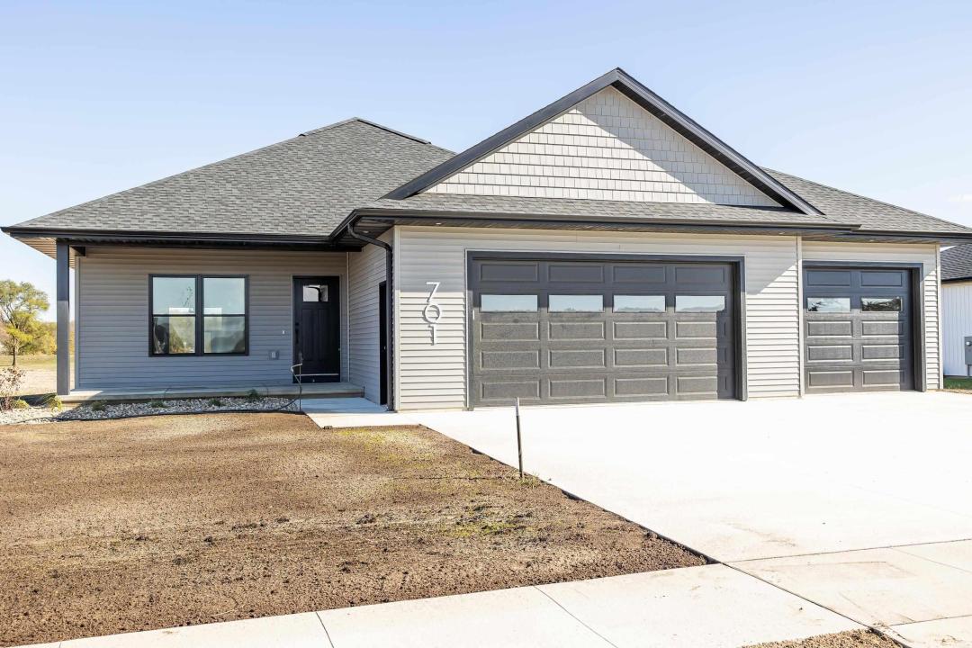 701 Hickory St, Janesville, Iowa 50647