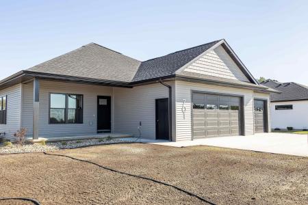 701 Hickory St, Janesville, Iowa 50647