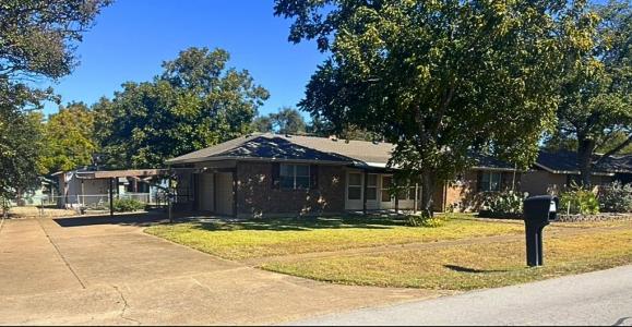 207 W Alabama Avenue, Midlothian, 得克萨斯州 76065, 美国