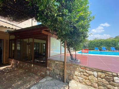 Periferia Tiranë, Tirana, Albania