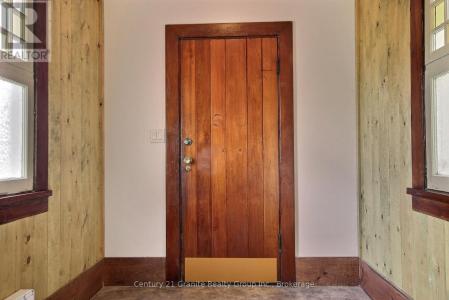 4 DICKSON STREET, Kawartha Lakes (kinmount), אונטריו K0M 2A0, קנדה 