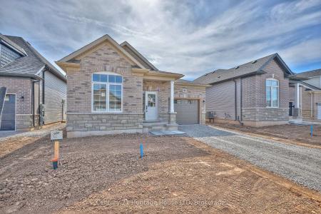 407 LOUISA STREET, Fort Erie, 安大略省 L2A 6T6, 加拿大