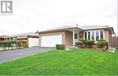 3260 OAKGLADE CRESCENT, Mississauga (erindale), Ontario L5C 1X3, Canada