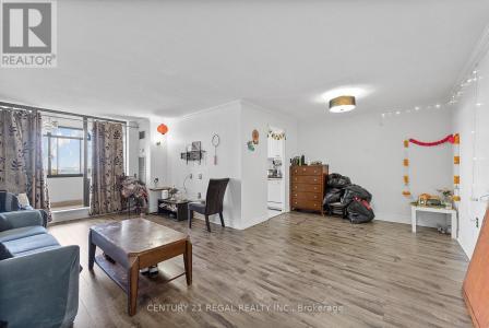 18 KNIGHTSBRIDGE ROAD, Brampton (queen Street Corridor), Ontario L6T 3X5, Canada