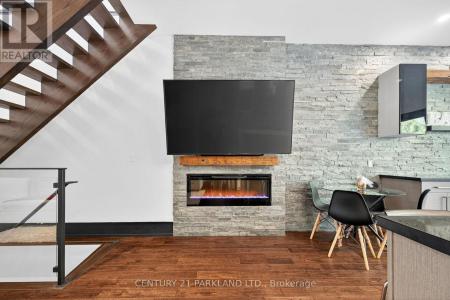 10 REXFORD ROAD, Toronto (runnymede-bloor West Village), Ontario M6S 2M3, Canada