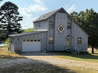 424 School St, Melbourne, Arkansas 72556, USA