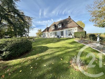 Brou, Centre 28160, France