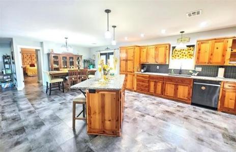 17648 W Grandview Road, Tahlequah, Oklahoma 74464