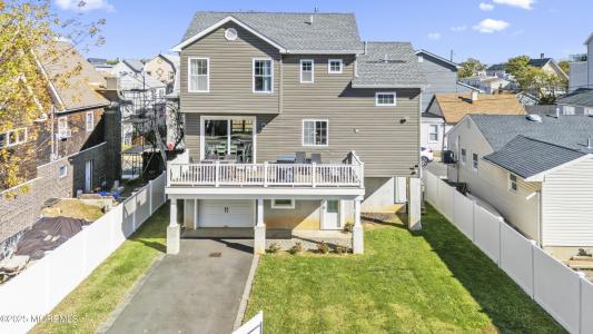 45 2nd Street, Highlands, New Jersey 07732